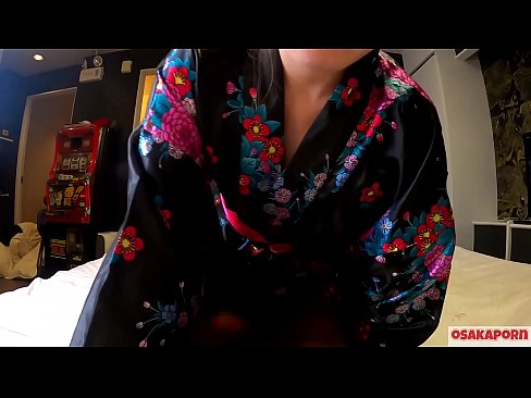 ❤️ Genç cosplay kız, bir binici kadında fışkırtma ve oral seks ile orgazm olmak için seks yapmayı seviyor. Asyalı kız kıllı amcık ve geleneksel Japon kostümü içinde güzel göğüsleri amatör videoda sikiş oyuncaklarla mastürbasyon gösteriyor. Sakura 3 OSAKAPORN. Sikiş videosu  bizde ❌